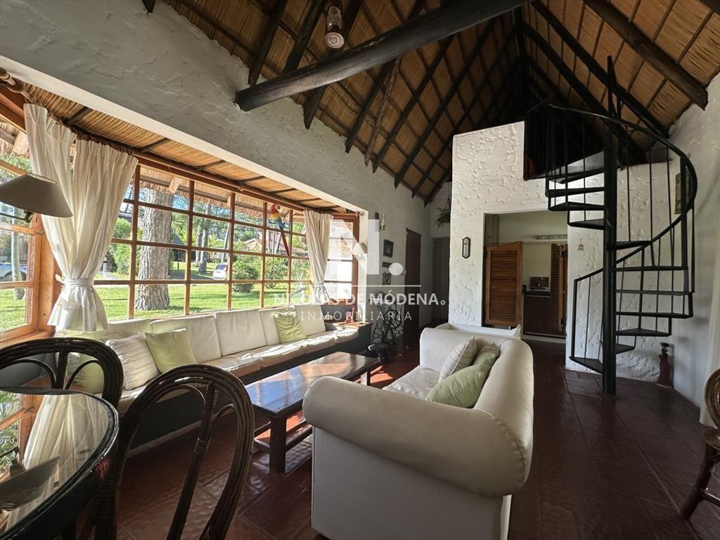 Venta casa de 3 dormitorios en Pinares