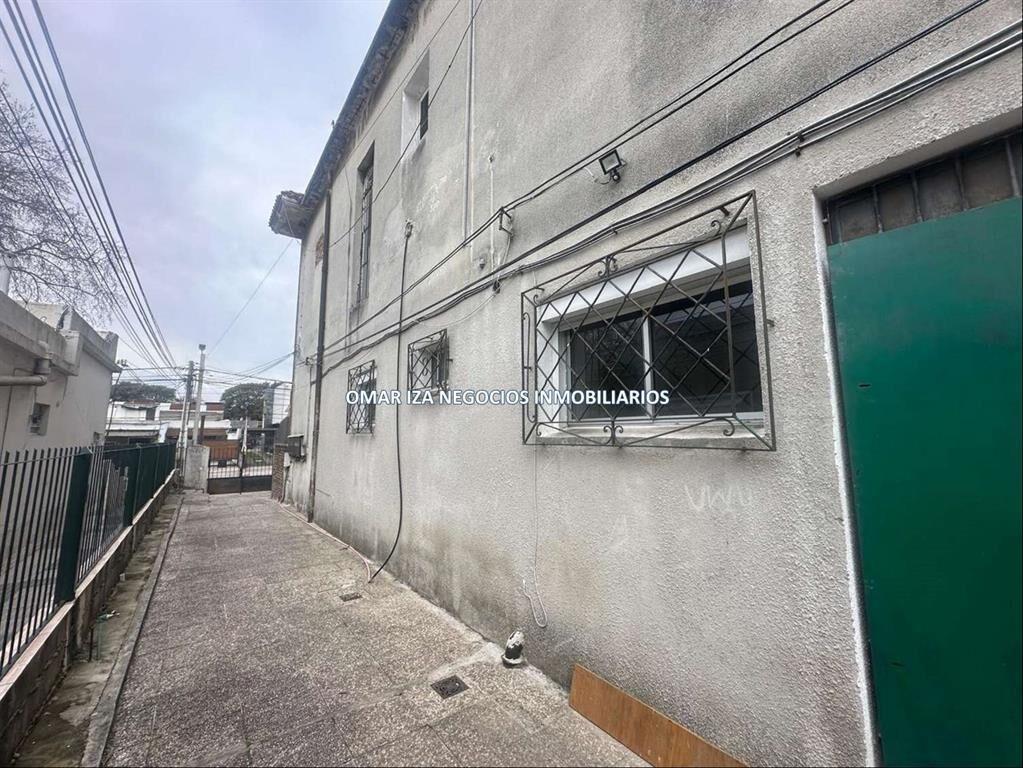 VENTA CASA PH EN BRAZO ORIENTAL, 3 DORMITORIOS , JARDIN AL