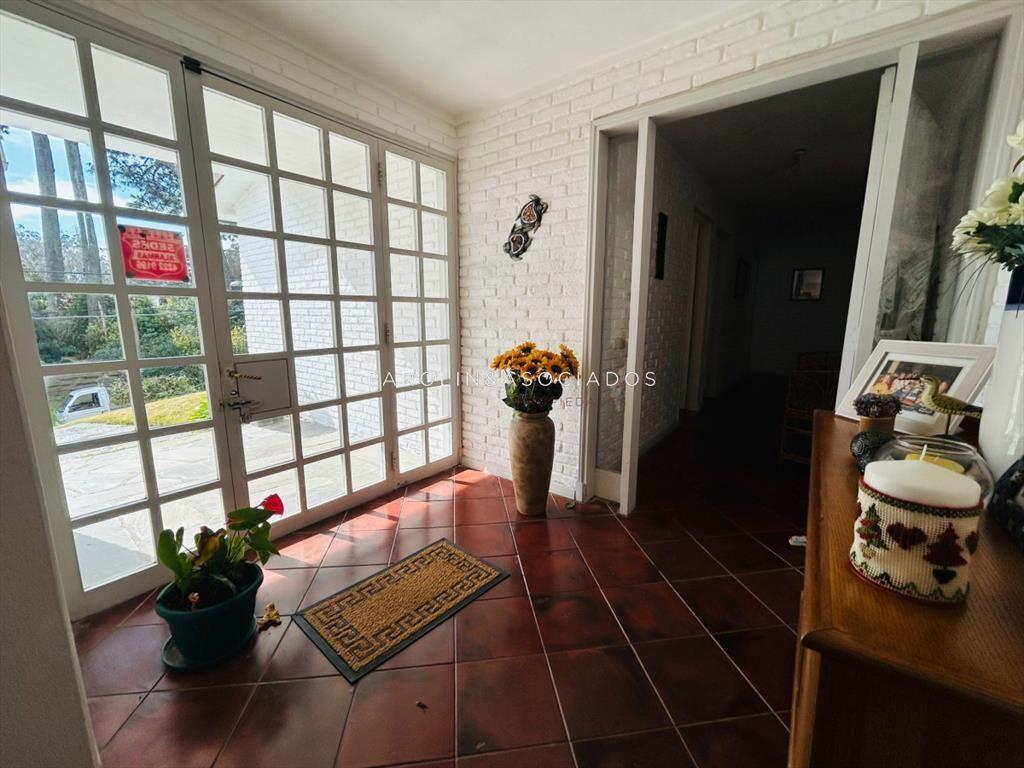 Casa en Venta de 3 Dormitorios en Jardines de Del