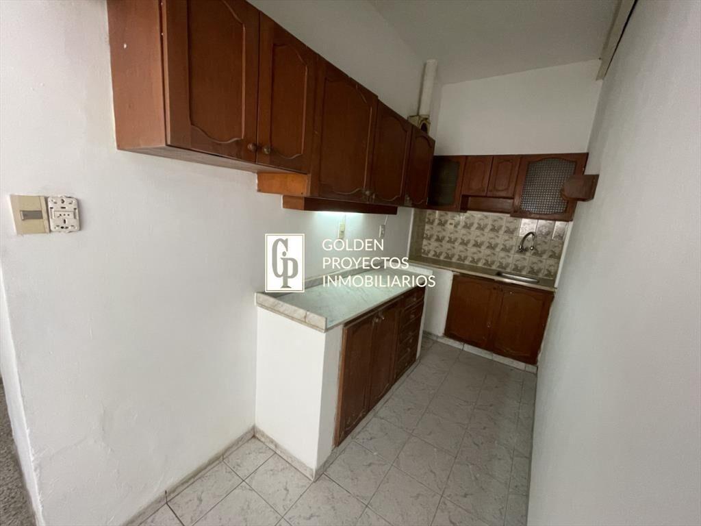 apartamento en alquiler un dormitorio y patio en paso molin