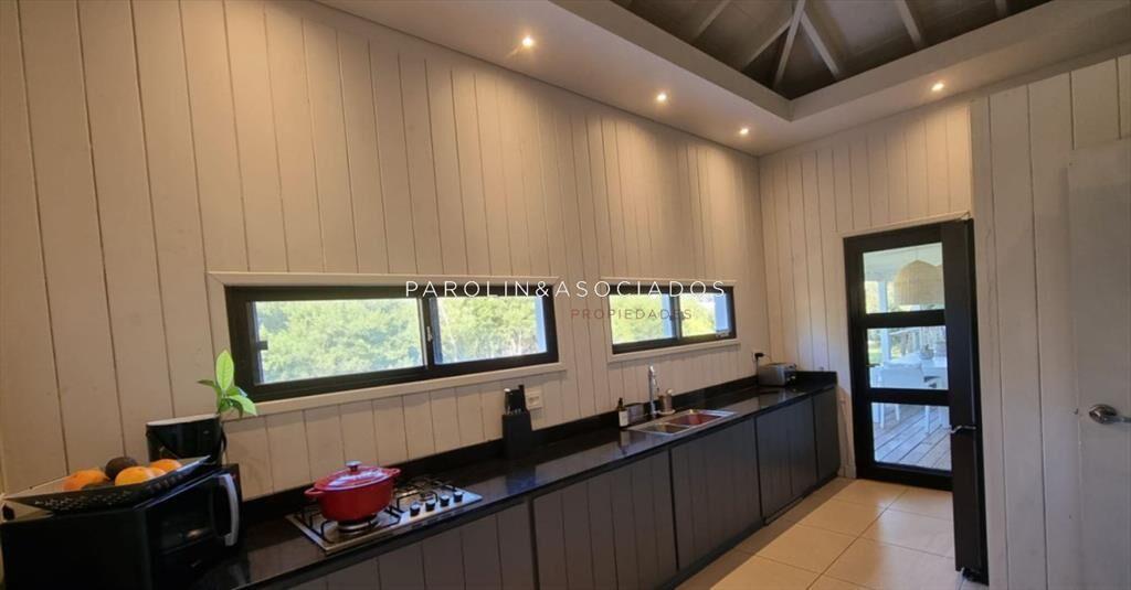 Casa en Venta de 3 Dormitorios en San Vicente,