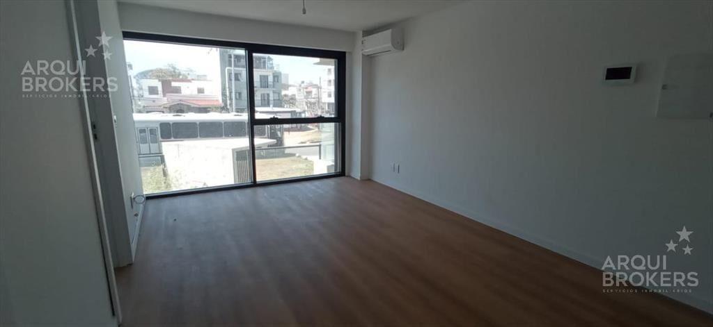 Apartamento monoambiente en venta en Malvín