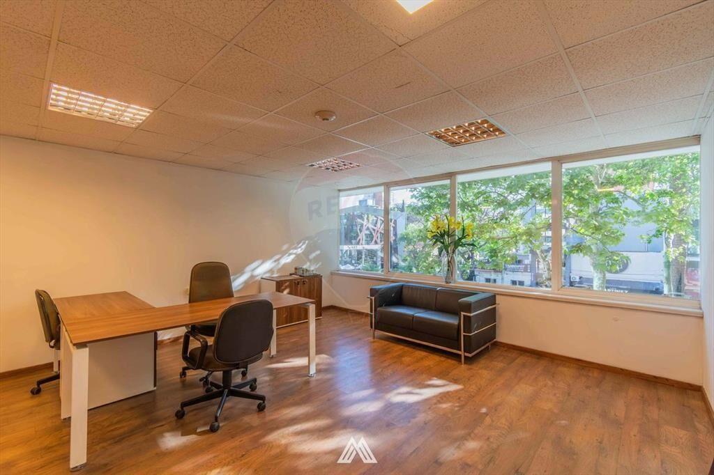 Alquiler oficina amueblada World Trade C, garage
