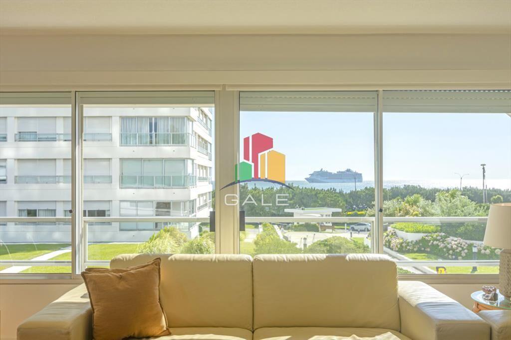 Apartamento en Punta del Este Mansa Torre en 1ra