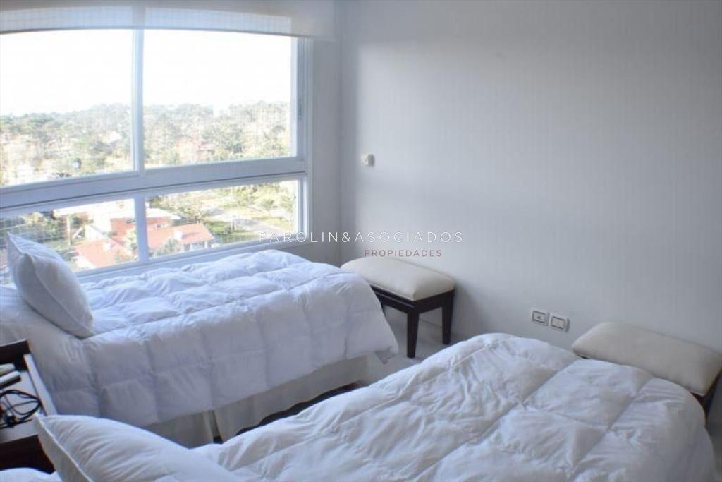 Apartamento de 3 dormitorios en Le Jardin, Punta