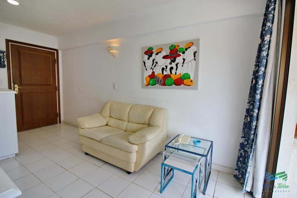 Apartamento de 2 dormitorios con piscina en venta