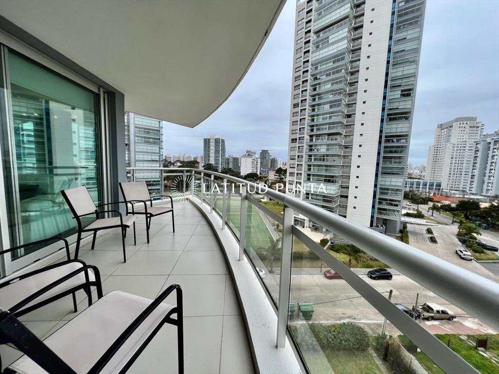 Mansa, apartamento de 3 dormitorios más