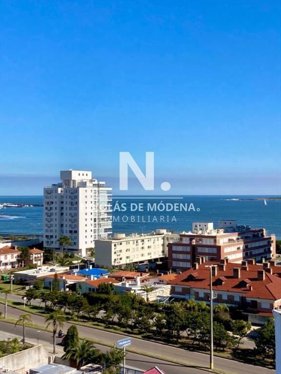Departamento Pent house con parrillero en venta