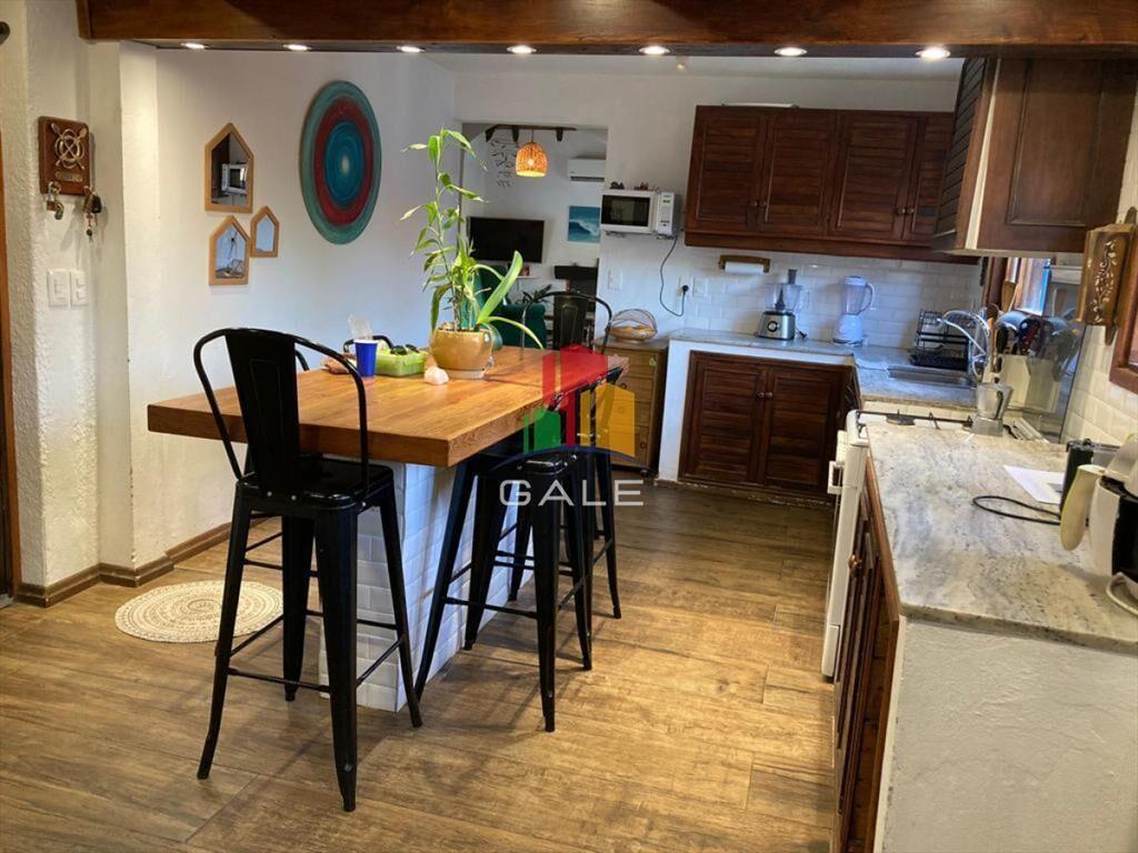 En venta casa espectacular en Pinares, de 3