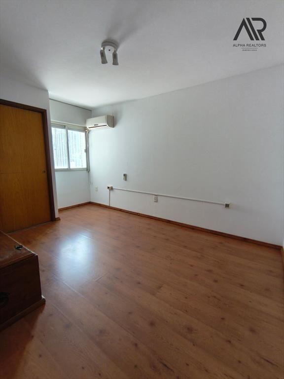 Apartamento en venta c/ cochera en Malvin