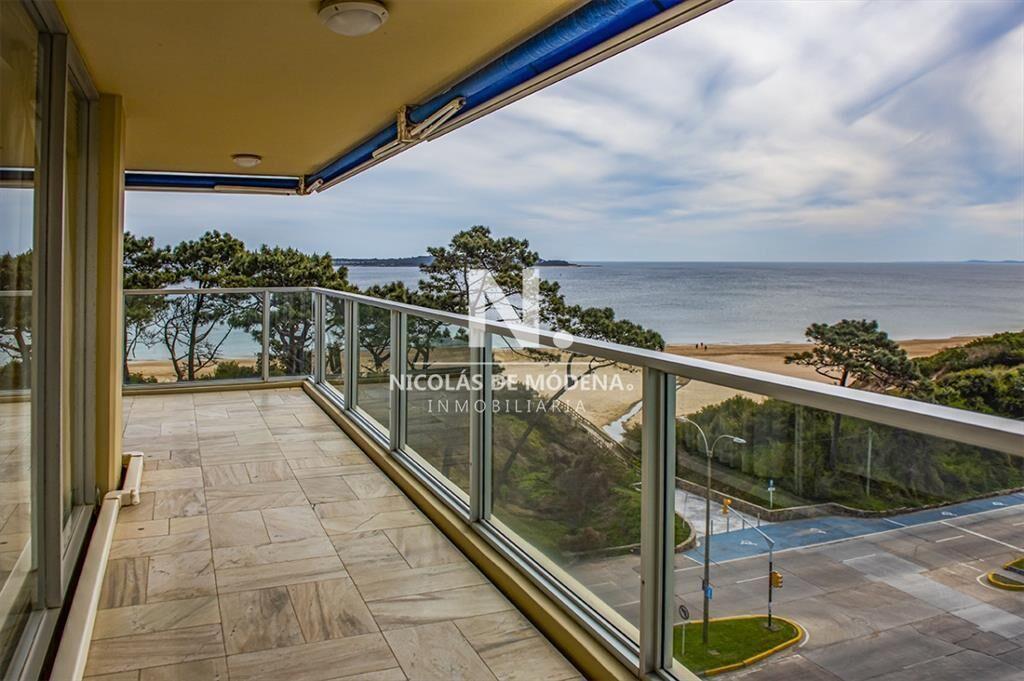 Hermoso Departamento en venta de 3 dormitorios.