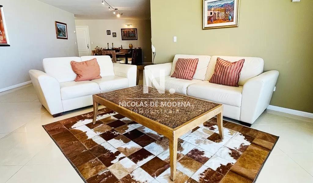 Departamento en venta de 3 dormitorios, Punta Del