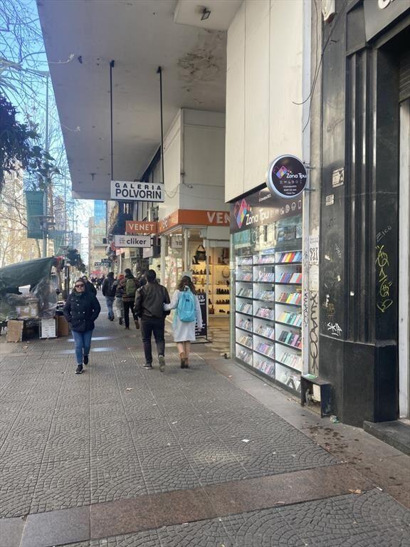 Venta  LOCAL COMERCIAL 18 DE JULIO ENTRE RIO NEGRO Y PARAGU