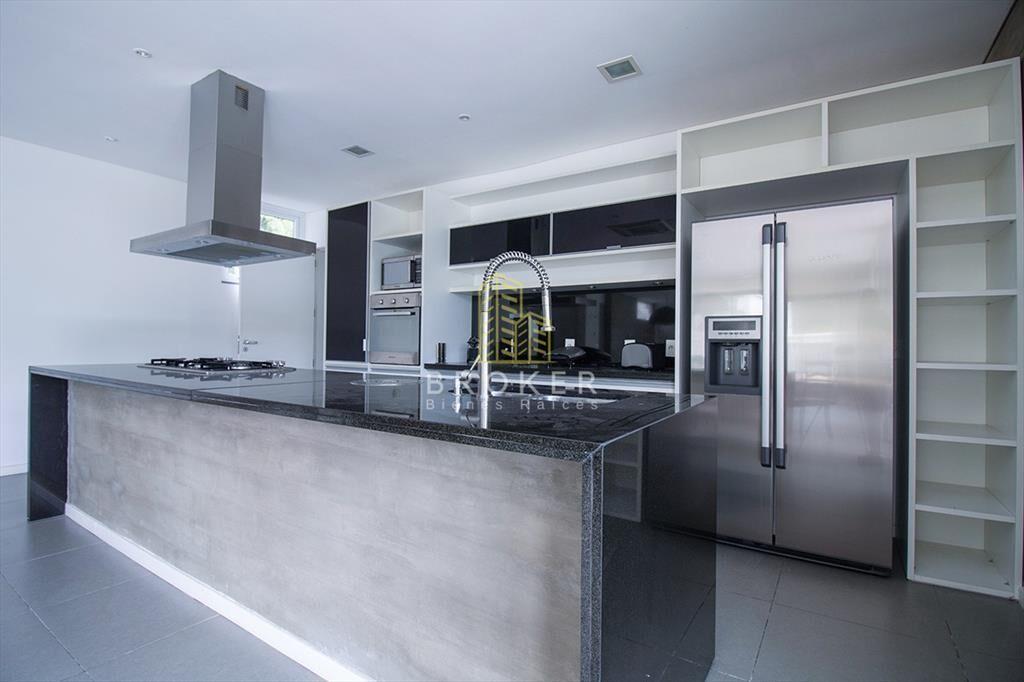 Venta de casa de categoria en Boulevard Park, del