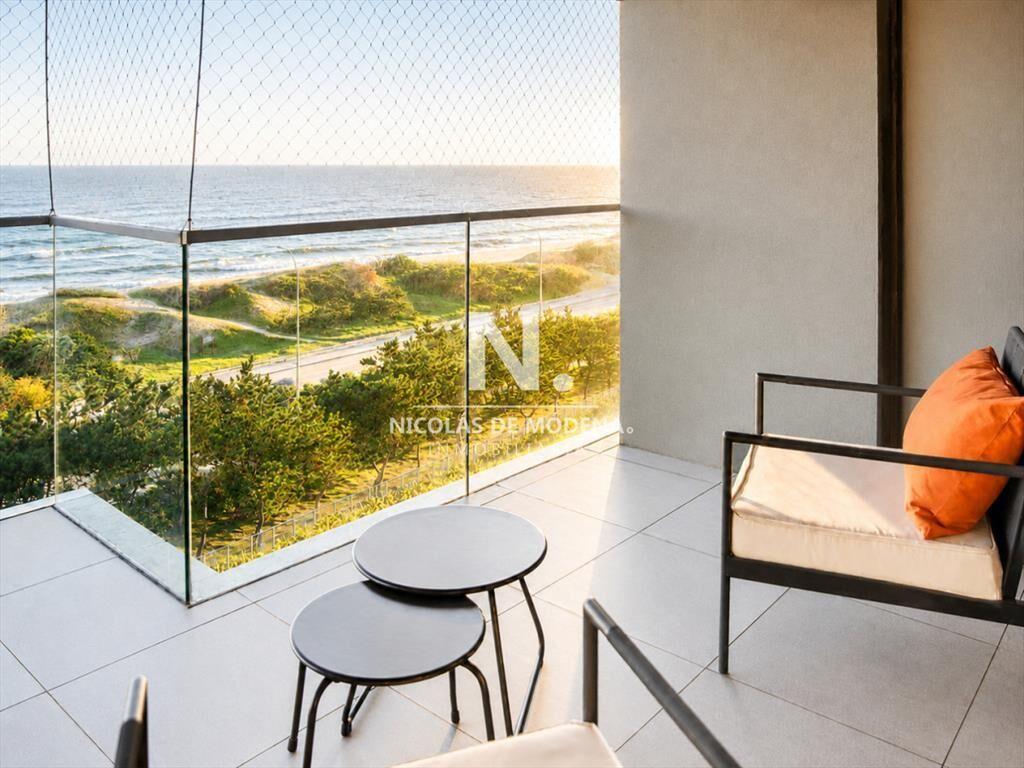 Vende apartamento de 3 dormitorios en suite en al