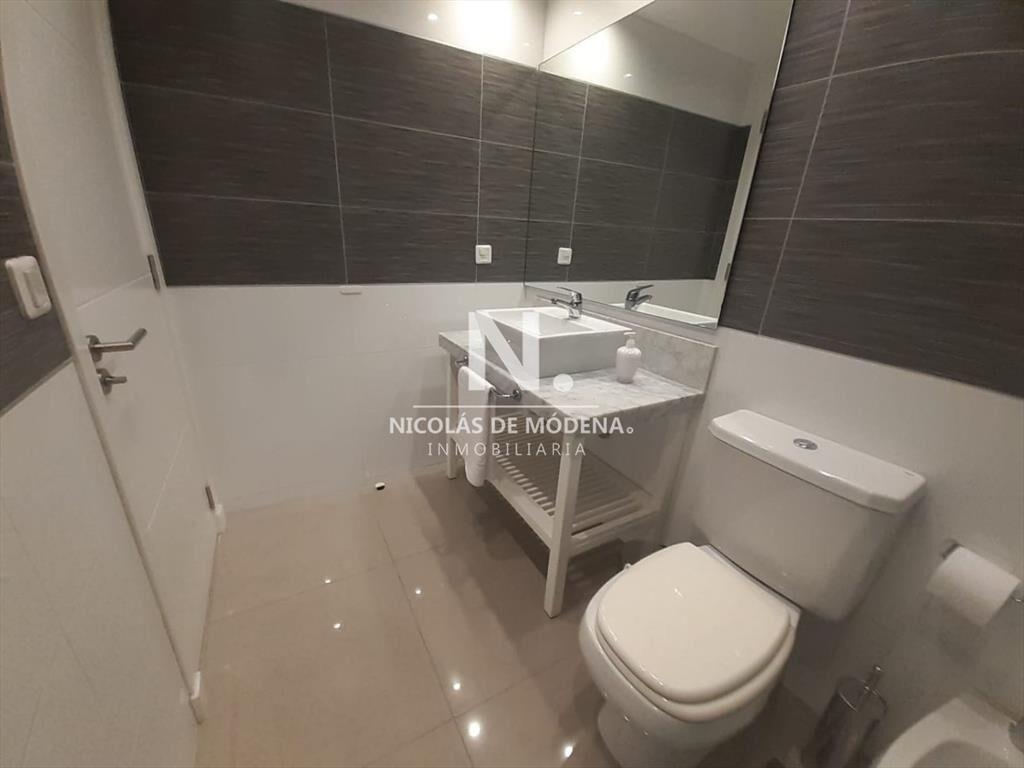 Departamento en venta en Torre de jerarquía a de
