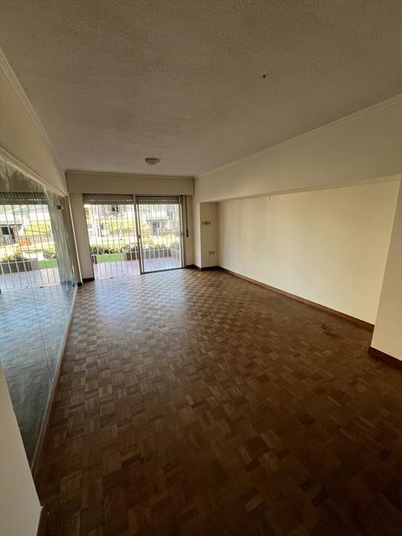 Divino Apto Planta Baja con Patio a metros de Rambla Playa