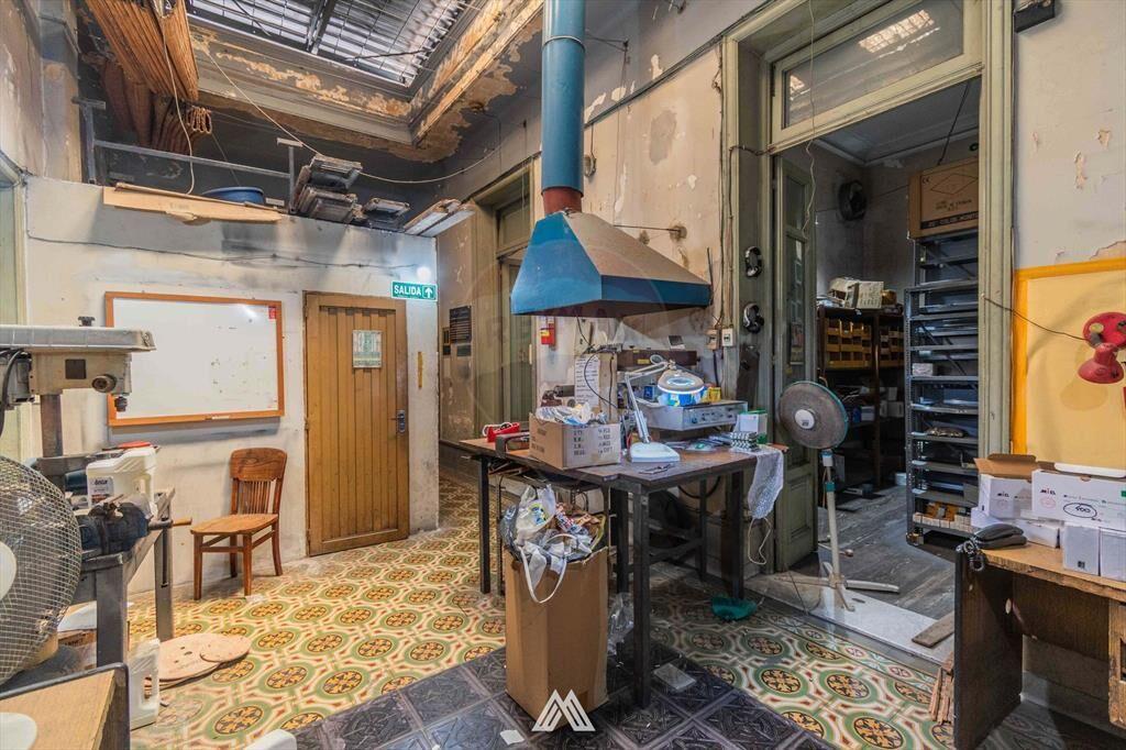 Venta gran local / padrón con 3 unidades en Centro