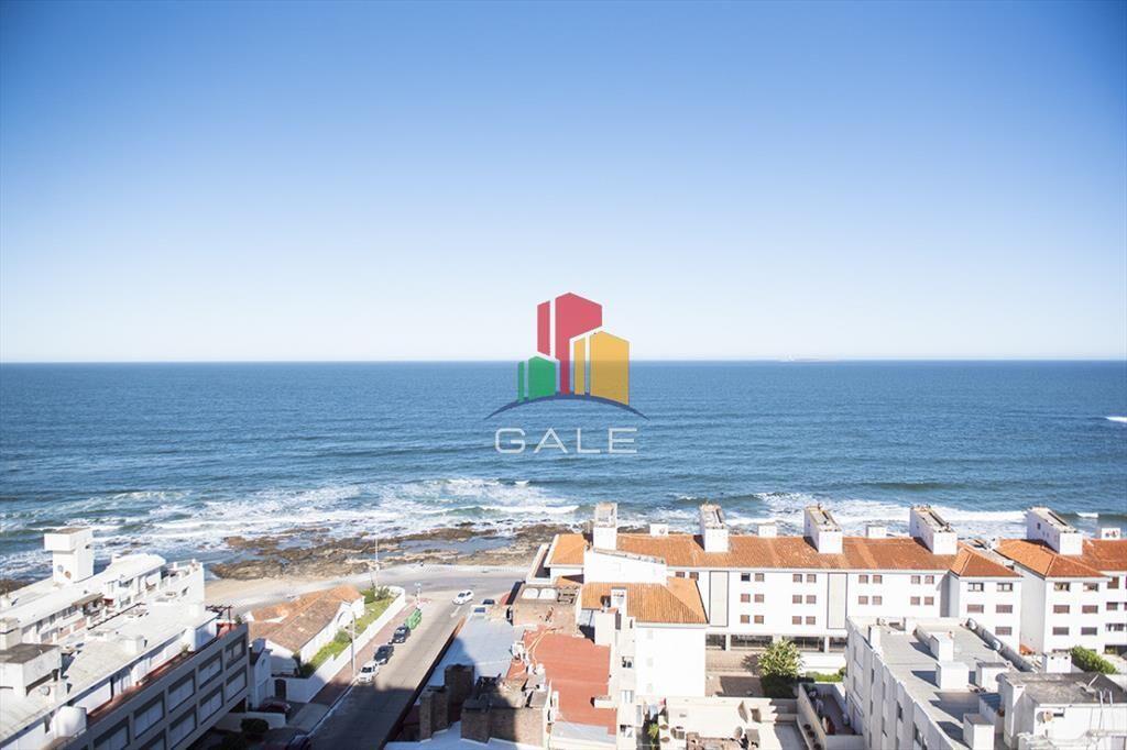 Departamento de 1 dormitorio y medio en venta en