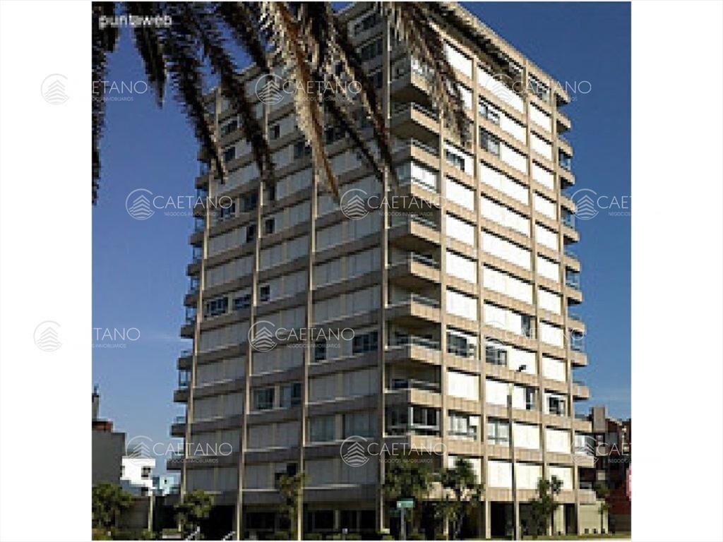 Apartamento en Venta y Alquiler, Peninsula, Punta del Este,