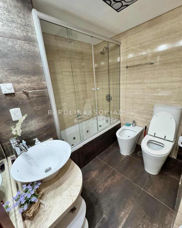 Apartamento en venta de 2 dormitorios en Miami