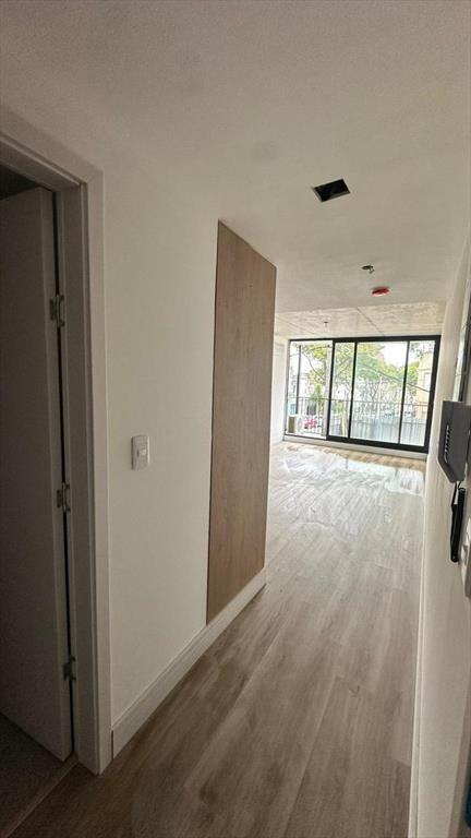 Venta Apartamento monoambiente con balcón en excelente zona