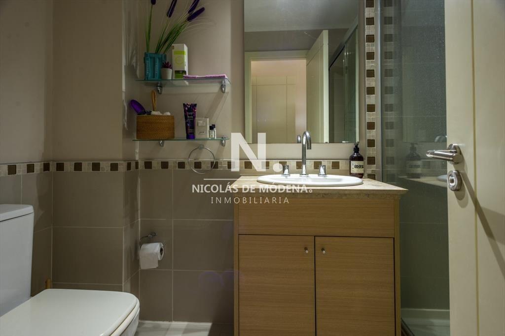 Vende apartamento con vista espectacular, de 3 dormitorios