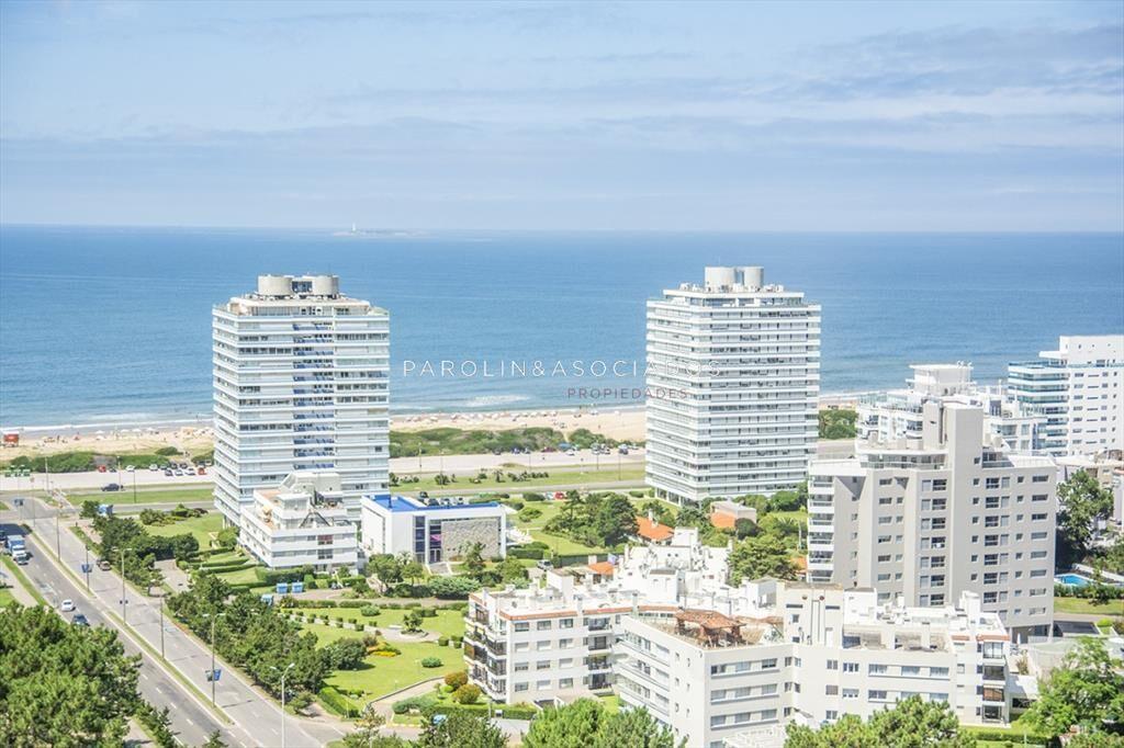 Apartartamento de 3 dormitorios en venta en Torre