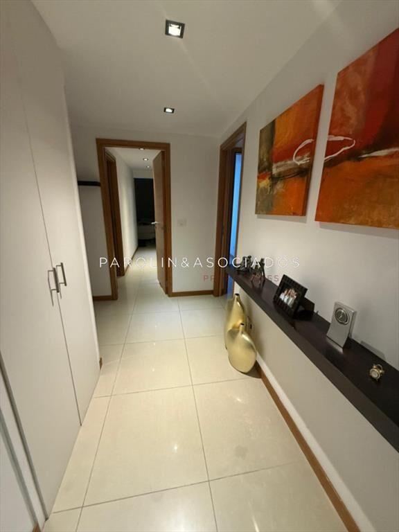 Penthouse en Venta de 3 Dormitorios en Edificio