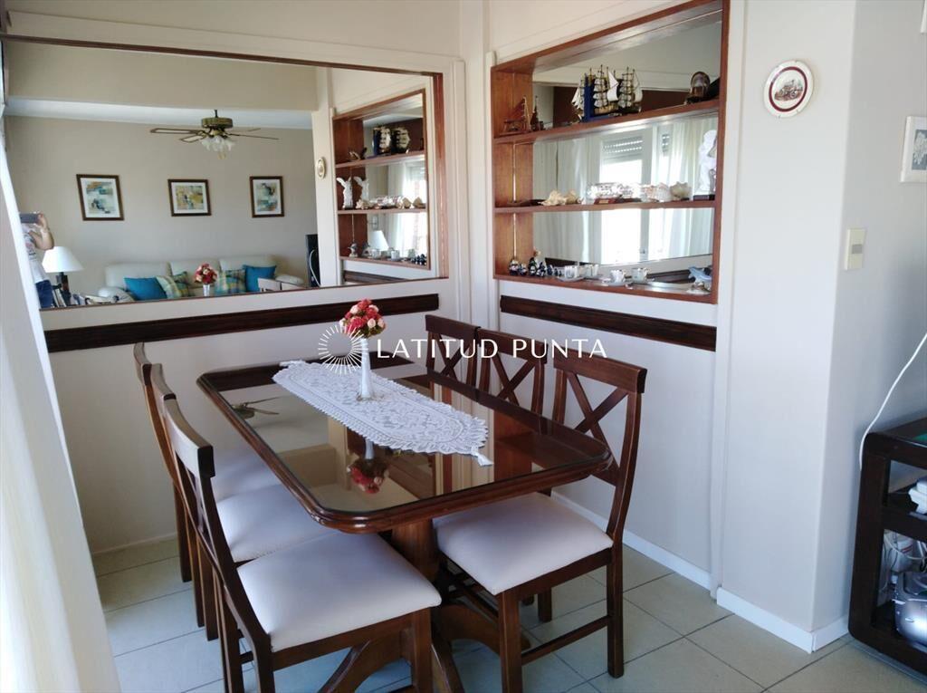 Peninsula, apartamento de dos dormitorios con