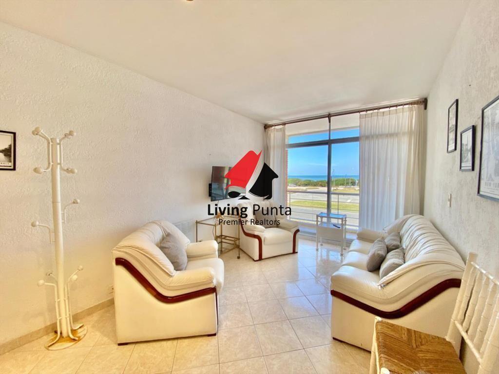 Apartamento de 2 dormitorio y medio en Primera de