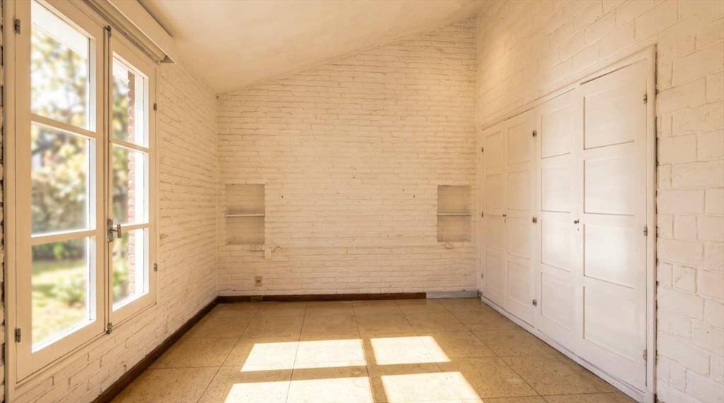 Venta casa 6 dormitorios a reciclar en San Rafael