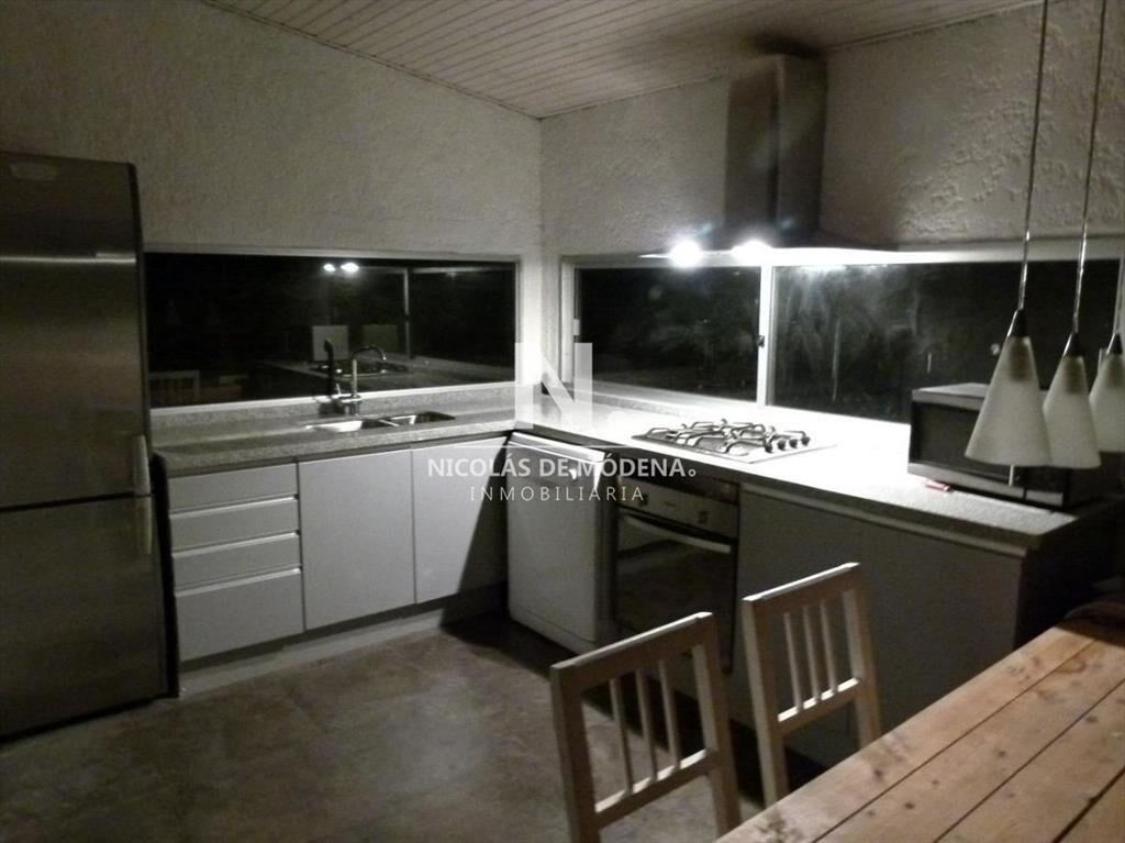 Casa en Manantiales, 3 dormitorios venta y alquiler
