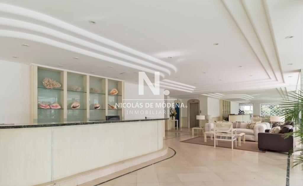 2 Bedroom Apartment for Sale in Playa Mansa - del