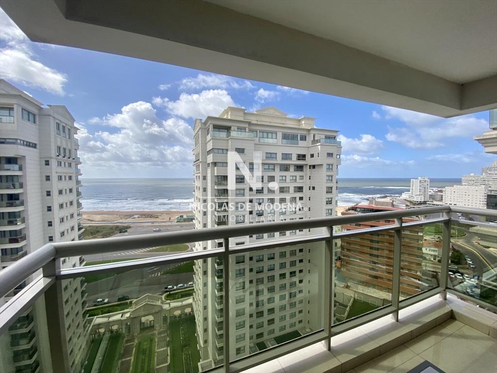 Vende apartamento ideal en Brava con vista al mar