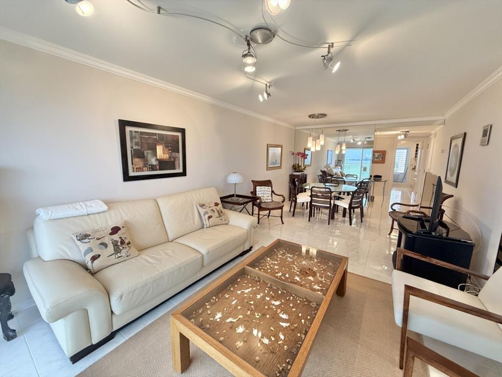 APARTAMENTO EN VENTA 3 DORMITORIOS - CORAL TOWER