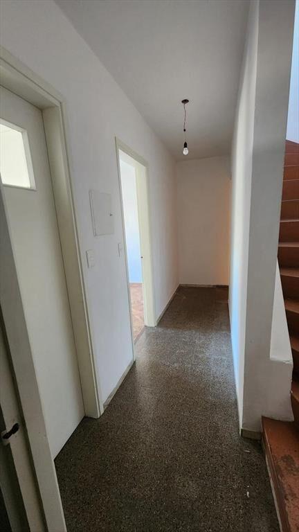 Venta Casa 2 dormitorios con balcón y azotea en excelente z