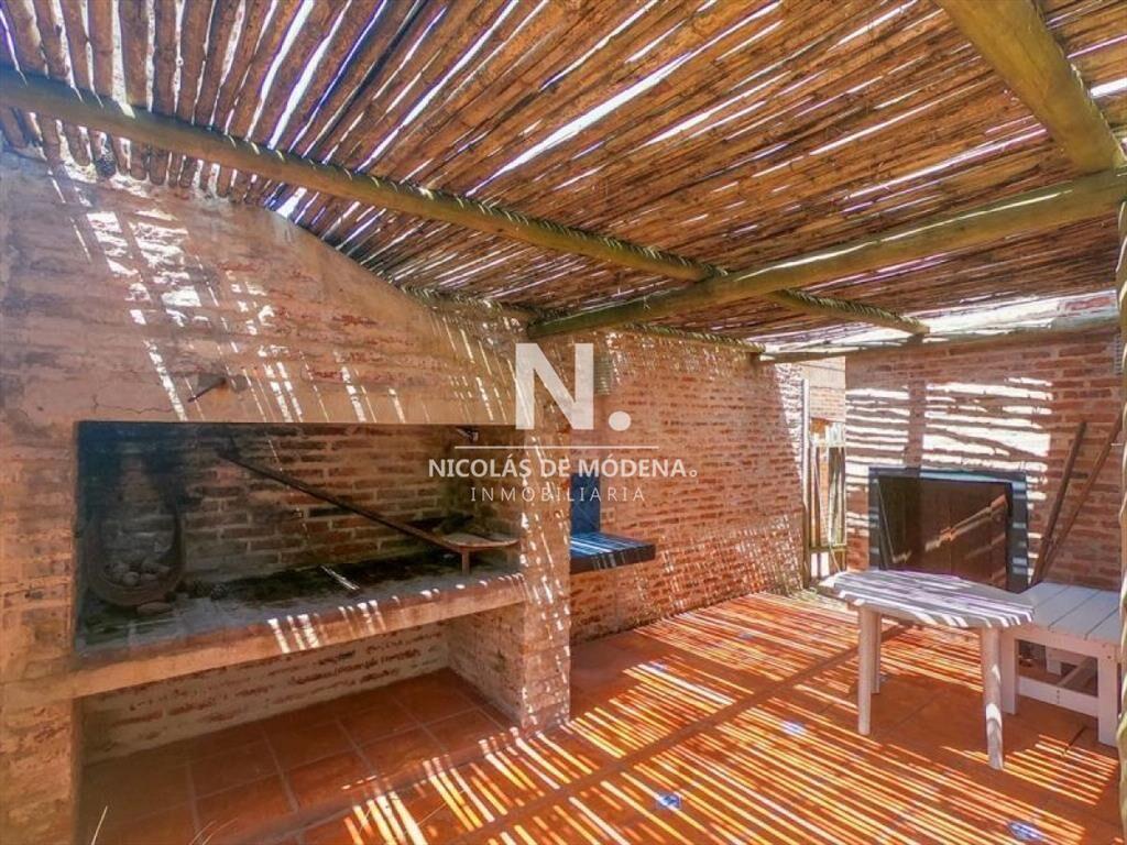 Casa en venta de 3 dormitorios  en Tio Tom  ,