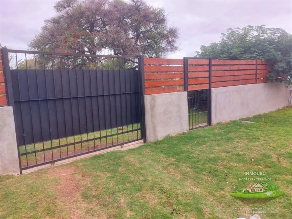 Se Vende Amplia Casa en Nuevo Paris