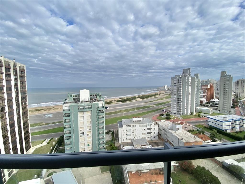 VENTA APTO 2 DORMITORIOS BRAVA PUNTA DEL ESTE