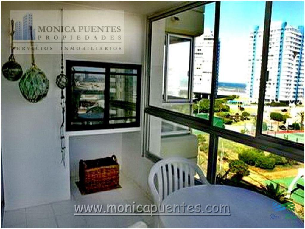 Apartamento en Brava, 2 dormitorios *