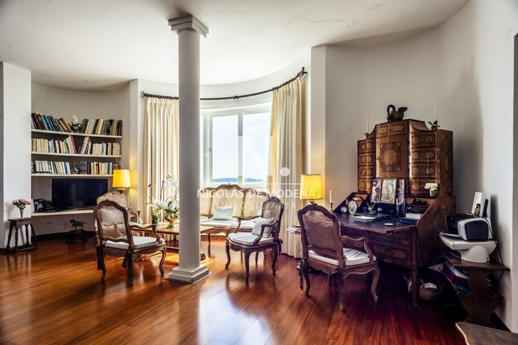 Vende Apartamento en Península - Punta del Este