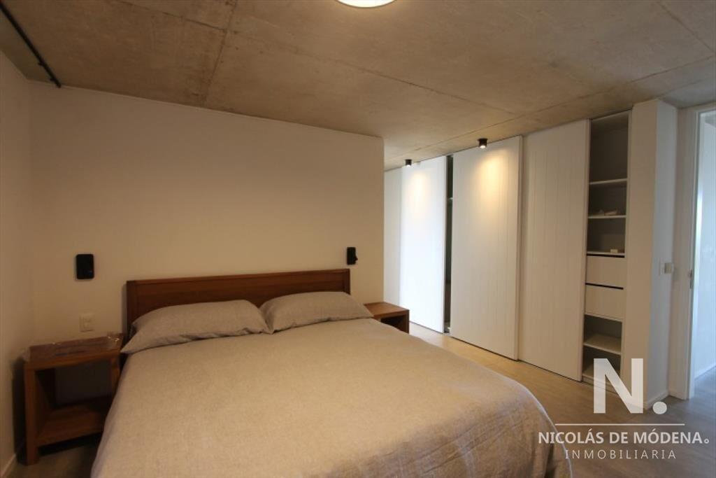 Apartamento en venta en Manantiales de 3 dormitorios con vi