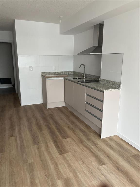 VENTA APARTAMENTO 1 DORM CORDON A ESTRENAR BALCON