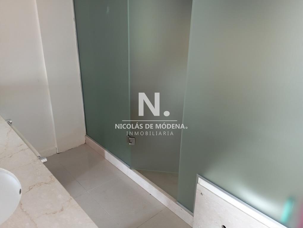 Apartamento de un dormitorio y 2 baños
