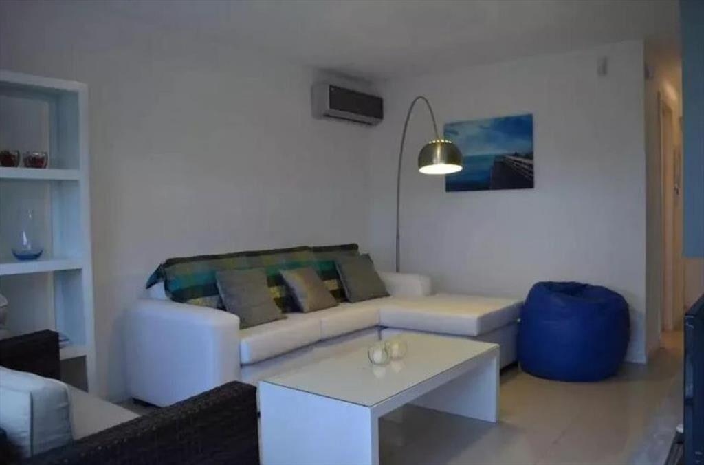 DEPARTAMENTO DE 2 DORMITORIOS EN MANANTIALES, PUNTA DEL EST