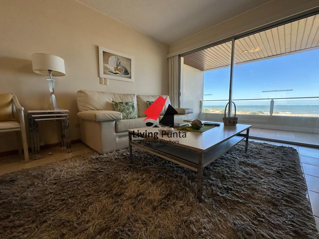 Apartamento de 2 dormitorios en alquiler y venta