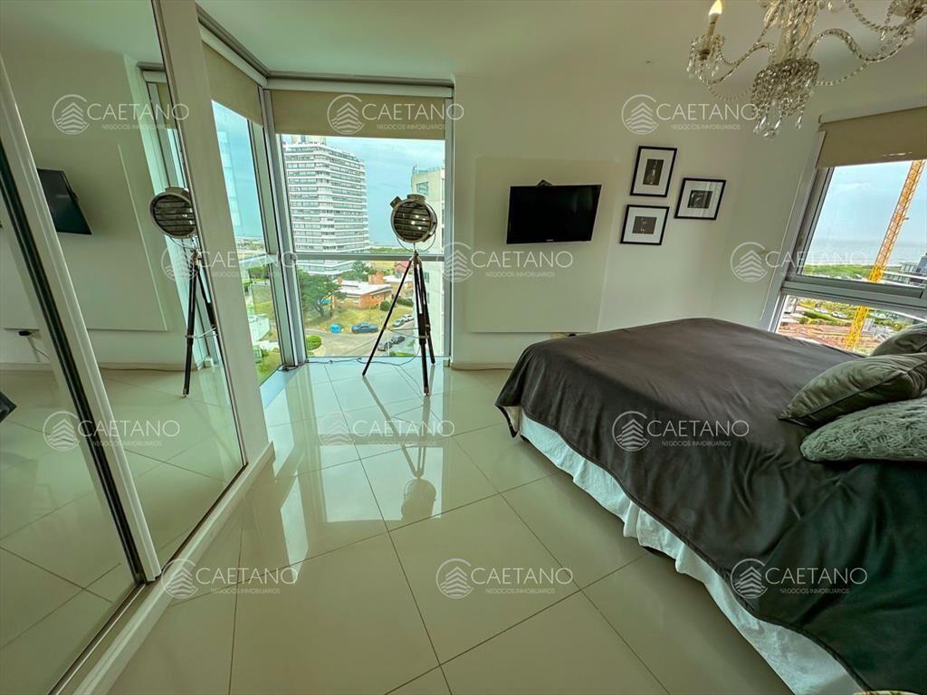 Apartamento en venta 3 dormitorios en la Brava,