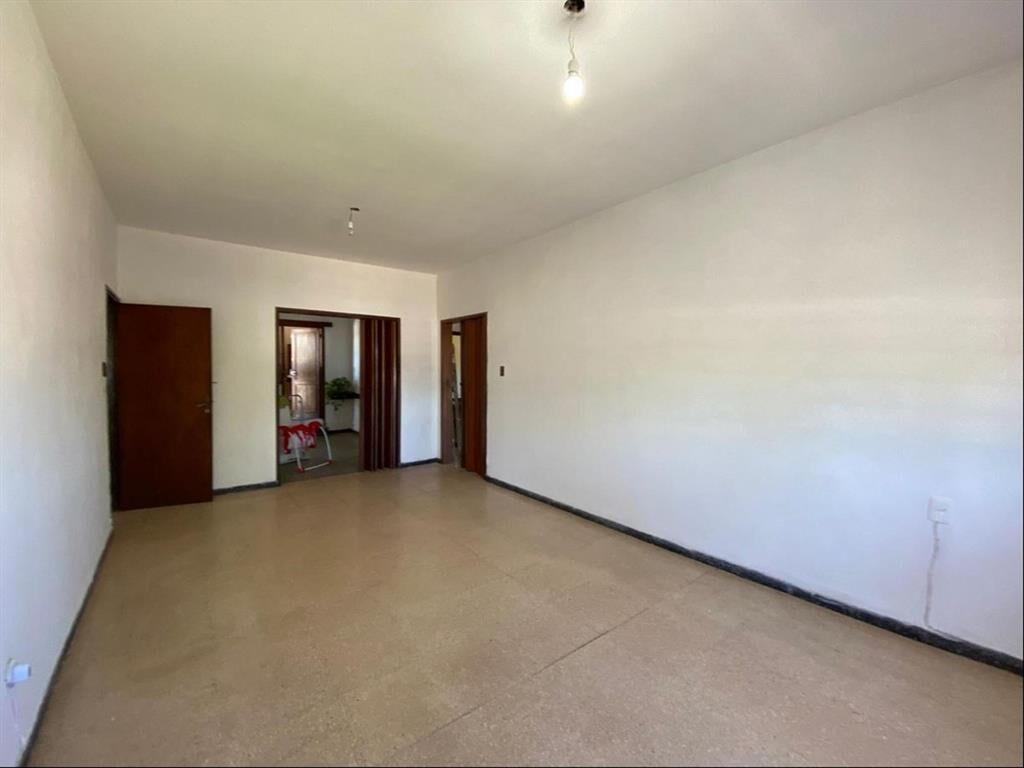 Venta local comercial + 2 casas de altos y terreno