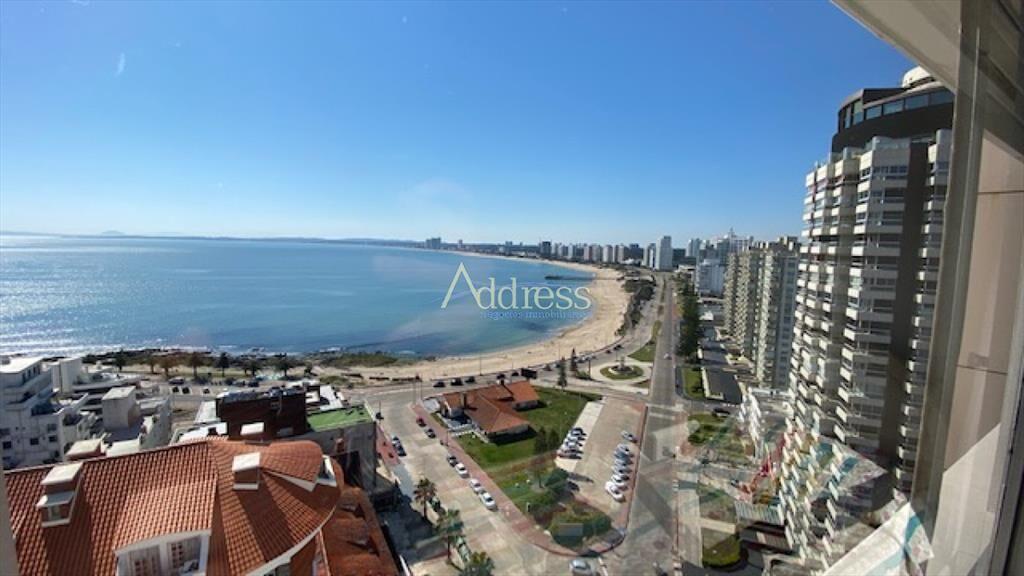Muy lindo apto 3d,  3 baños, con vista a la -